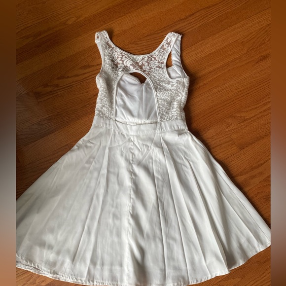 YaYa & Co White A-Line Dress with Lace & Bow - Picture 4 of 5